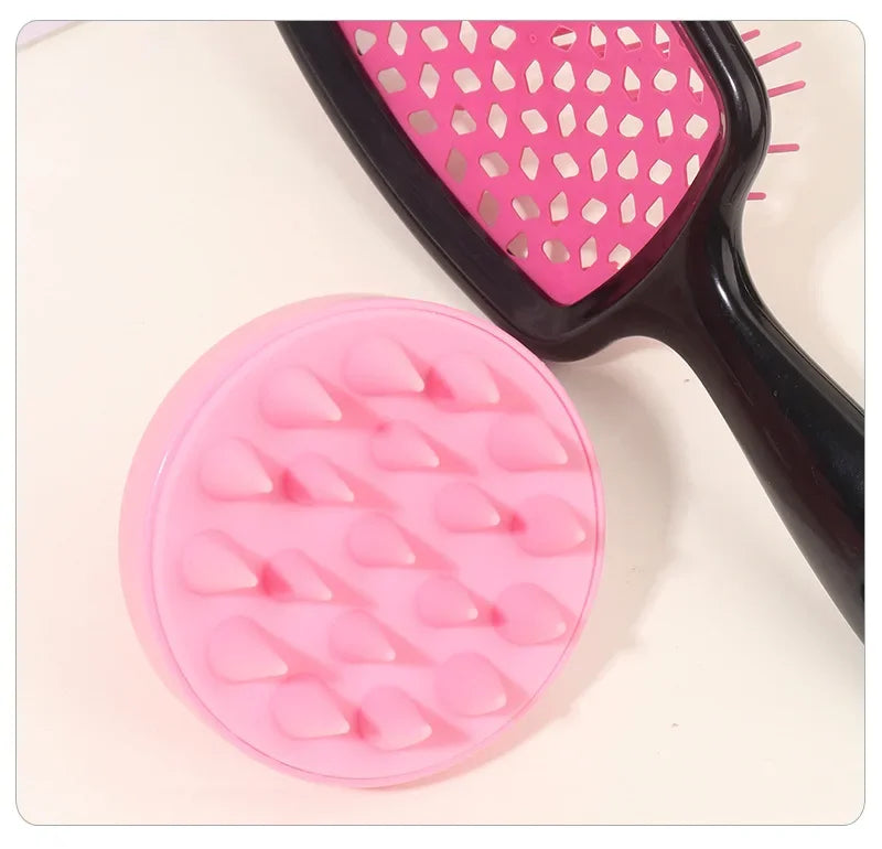 Peigne Massant pour Cuir Chevelu – Brosse Shampoing  (1/2 pièces)